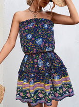 Load image into Gallery viewer, Bohemian Floral Print Bandeau Mini Dress