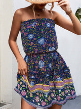 Load image into Gallery viewer, Bohemian Floral Print Bandeau Mini Dress