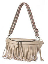 Indlæs billede til gallerivisning Vintage Totem Shoulder Strap Tassel Hobo Bag