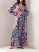 Carregar imagem no visualizador da galeria, Millie Printed Plisse Drawstring Chiffon Maxi Dress