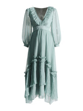 Laden Sie das Bild in den Galerie-Viewer, Ruffled Silk Stardust Maxi Dress