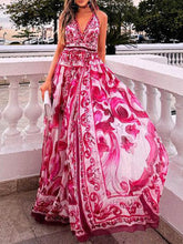 Laden Sie das Bild in den Galerie-Viewer, Halter Neck Backless Printed Fashionable Maxi Dress