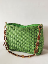 Carica l&#39;immagine nel visualizzatore di Gallery, Square Chain Straw Bag