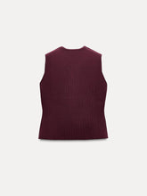 Carregar imagem no visualizador da galeria, Knitted Vest And Pleated Skirt