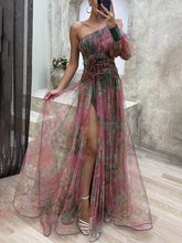 Carica l&#39;immagine nel visualizzatore di Gallery, Elegant Party Off Shoulder Dress