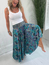 Laden Sie das Bild in den Galerie-Viewer, Ethnic Print Elastic Patchwork Waist Lightweight Pants