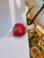 画像をギャラリービューアに読み込む, Red Larkspur Pressed Flowers Hair Pins