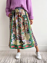 Lataa kuva Galleria-katseluun, Ethnic Style Personalized Graffiti Casual Satin Print Skirt