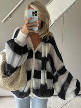 Carica l&#39;immagine nel visualizzatore di Gallery, Cozy Stripe Sweater Cardigan