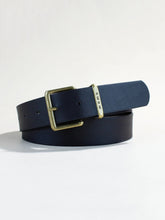 Load image into Gallery viewer, Simple Gold Buckle Belt