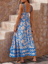 Carica l&#39;immagine nel visualizzatore di Gallery, Printed Square Neck Strap Maxi Dress