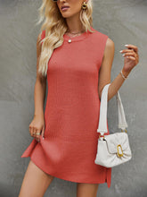 Laden Sie das Bild in den Galerie-Viewer, Fashionable Commuter Round Neck Knitted Slit Dress