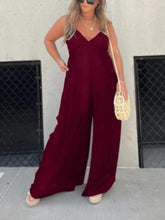 Laden Sie das Bild in den Galerie-Viewer, V-Neck Effortless Wide Leg Jumpsuit