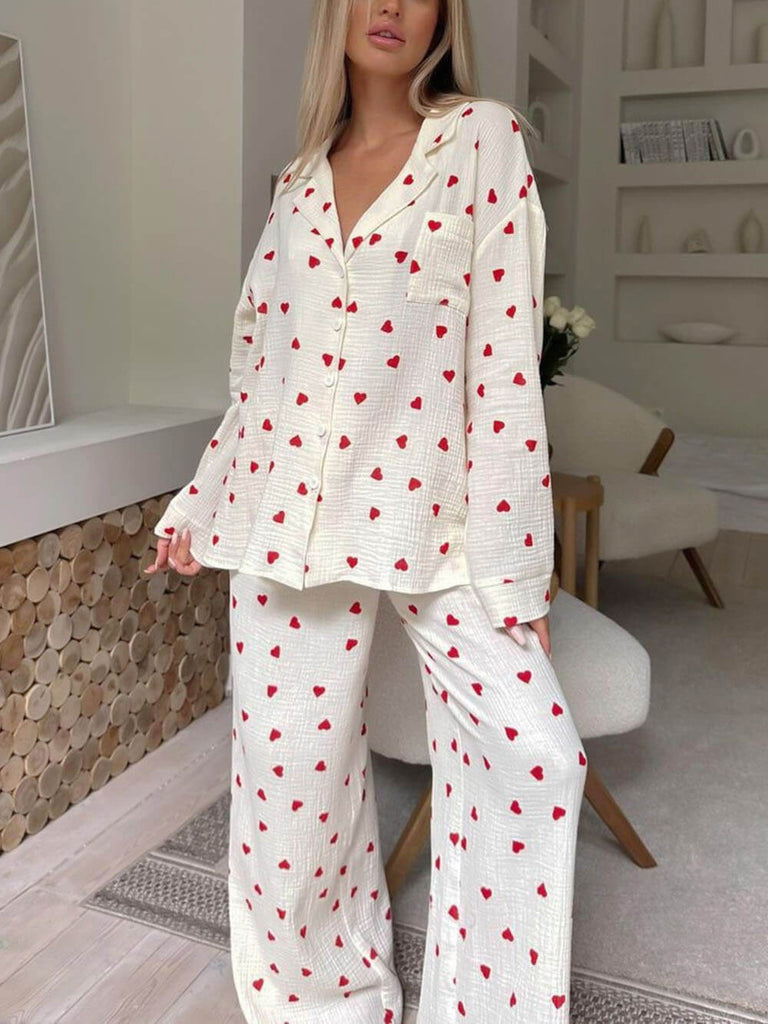 Ensemble de pyjama boutonné à imprimé coeur mignon