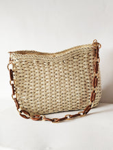 Lataa kuva Galleria-katseluun, Square Chain Straw Bag