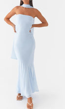 Load image into Gallery viewer, Digital print backless dress