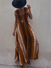 Indlæs billede til gallerivisning Shannon Bohemian Aztec Print Maxi Dress