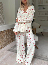 Lataa kuva Galleria-katseluun, Cute Heart Print Button Down Shirt Pajama Sets