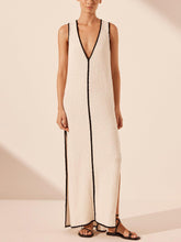 Load image into Gallery viewer, Plunging V Neck Contrast Maxi Dress