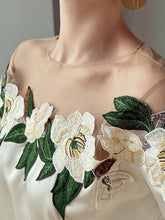 Load image into Gallery viewer, Mesh-Paneled Satin-Embroidered Long-Sleeved Shirt