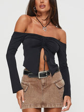 Laden Sie das Bild in den Galerie-Viewer, Carradine Off The Shoulder Top Black