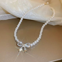 Load image into Gallery viewer, Pearl Bow Necklace