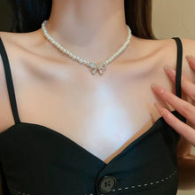 Load image into Gallery viewer, Pearl Bow Necklace