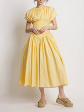 Load image into Gallery viewer, Elegant Pleated Cord Midi Dress