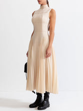 Charger l&#39;image dans la galerie, Unique Pleated Paneled Sleeveless Midi Dress