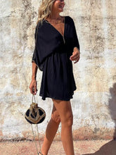 Carregar imagem no visualizador da galeria, Features Gold-Trimmed V-Neck Bat-Sleeve Mini Dress