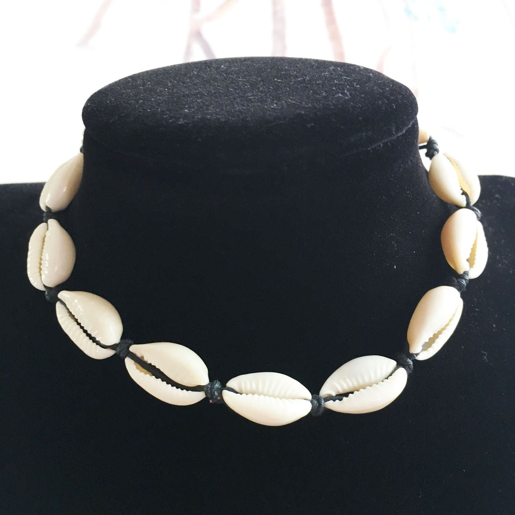 Collier coquillage tendance d'inspiration hawaïenne : ras du cou décontracté fait main en acier inoxydable argenté 