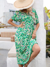 Carregar imagem no visualizador da galeria, Printed Vacation Loose Crew-Neck Bubble Dress