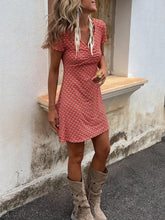 Laden Sie das Bild in den Galerie-Viewer, Featured ethnic print pleated chest Mini dress