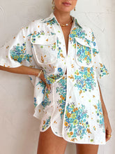 Load image into Gallery viewer, Floral Print Ivory Trim Pocketed Blouse And Back Elastic Shorts Set