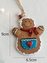 Carregar imagem no visualizador da galeria, Gingerbread Man Decorated With Christmas Decorations