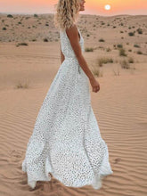 Carica l&#39;immagine nel visualizzatore di Gallery, Bohemian V-Neck Sleeveless Polka-Dot Maxi Dress