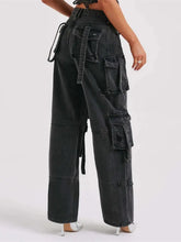 Load image into Gallery viewer, Low-Waist Pocket Jeans
