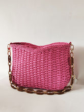 Carica l&#39;immagine nel visualizzatore di Gallery, Square Chain Straw Bag