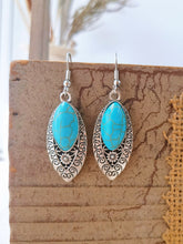 Charger l&#39;image dans la galerie, Boucles d&#39;oreilles ovales turquoise