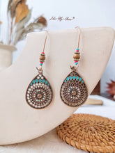 Indlæs billede til gallerivisning Vintage Crystal Carved Hook Drop Dangle Ethnic Earrings