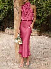 Carregar imagem no visualizador da galeria, Unique Bridesmaid Sleeveless High Neck Maxi Dresses