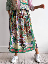 Lataa kuva Galleria-katseluun, Ethnic Style Personalized Graffiti Casual Satin Print Skirt