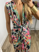 Laden Sie das Bild in den Galerie-Viewer, Tie-Dye Deep V Ruched Knotted Maxi Dress