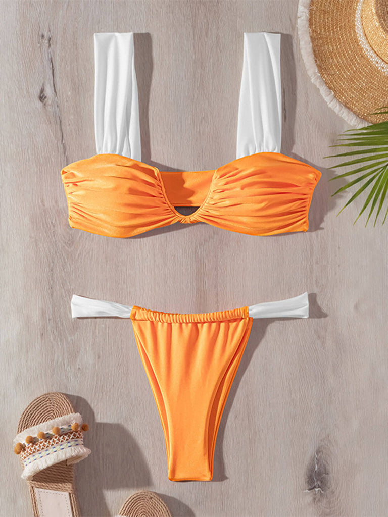 Ensemble de bikini à bretelles et blocs de couleurs