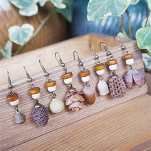 Lataa kuva Galleria-katseluun, Handmade Jewelry Retro Solid Wood Dried Fruit Earrings