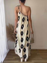 Laden Sie das Bild in den Galerie-Viewer, Sunshine Ethnic Print One Shoulder Loose Maxi Dress