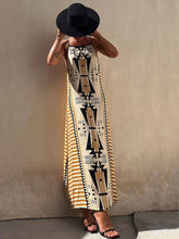 Lataa kuva Galleria-katseluun, Ethnic Print Backless A-line Maxi Dress