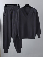 Indlæs billede til gallerivisning Luxury Pullover &amp; Matching Pants Set