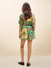 Lataa kuva Galleria-katseluun, Special Sunflower Print Elastic Waist Shorts