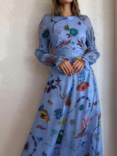 Load image into Gallery viewer, Graffiti Lantern Cutout Cropped Dress Midii Dress